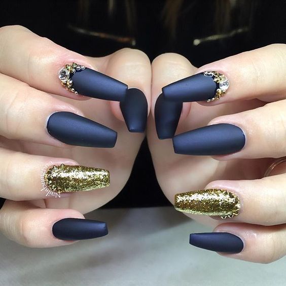 30+ Charming Matte Nail Designs To Try This Fall; Nail designs fall; matte nails for long or short nails; acrylic matte nails; coffin matte nails; round matte nails; ombre matte nails.