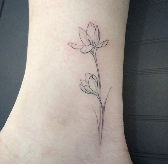 45 Floral Tattoos You Absolutely Can't Miss - Page 20 of 45 - SeShell Blog