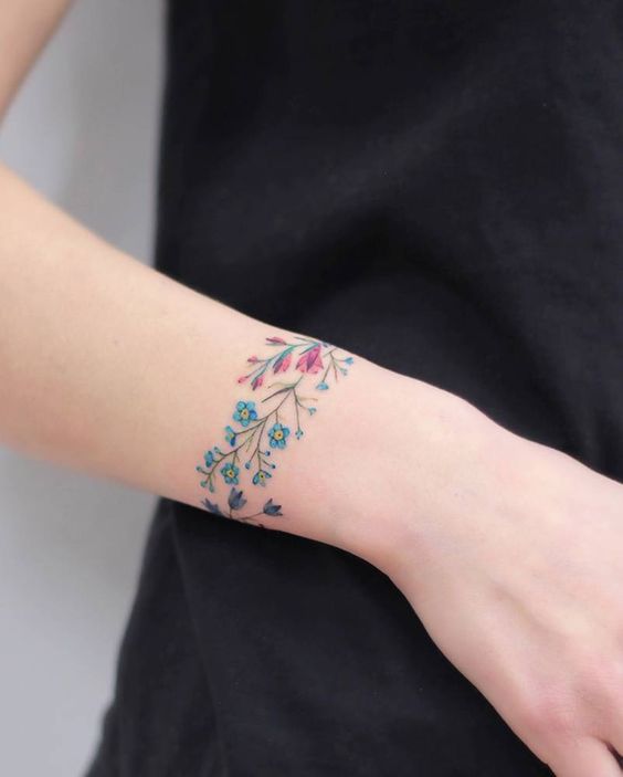 Best Wrist Tattoos Ideas For Women - Page 51 of 63 - SeShell Blog