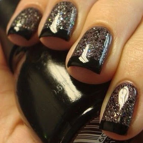 63 BEST WOMEN STYLE WITH BLACK NAIL DESIGN - Page 55 of 63 - SeShell Blog